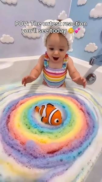 Rainbow BathBomb Watercolor Toy